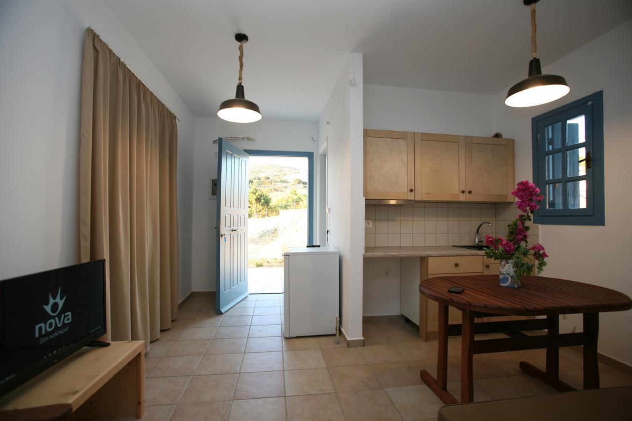 St George Village Batsi Exterior foto